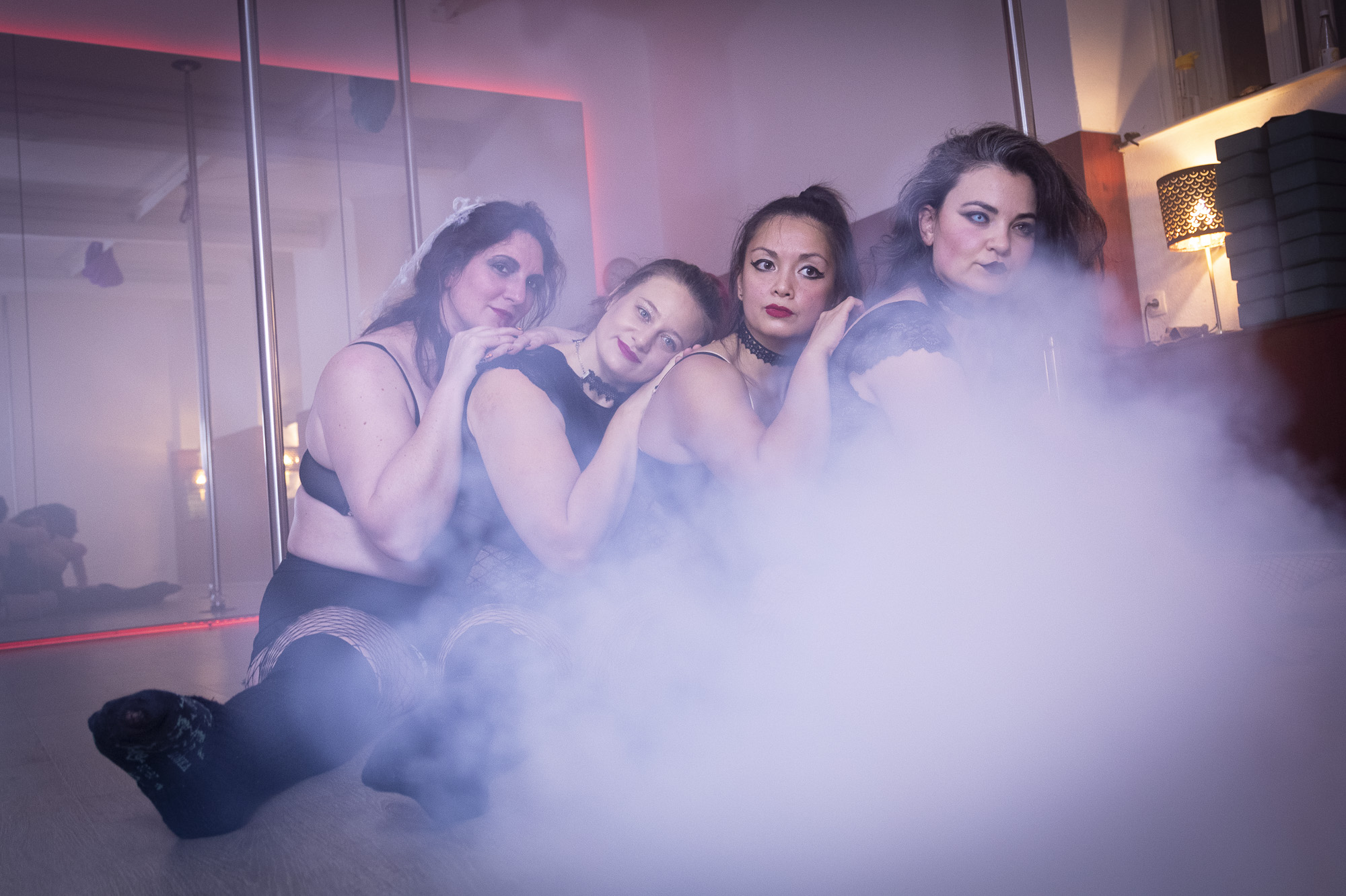 Halloween Specials Aerialistic Body & Soul